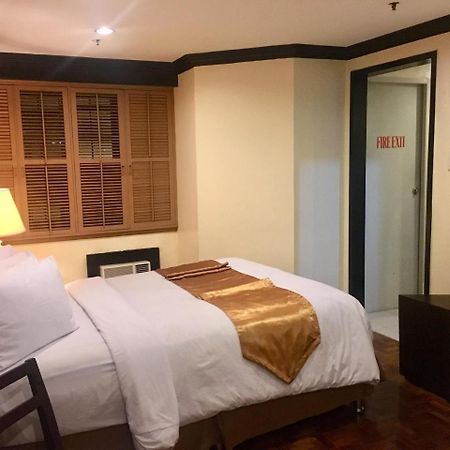 Lourdes Suites Makati City Exteriör bild