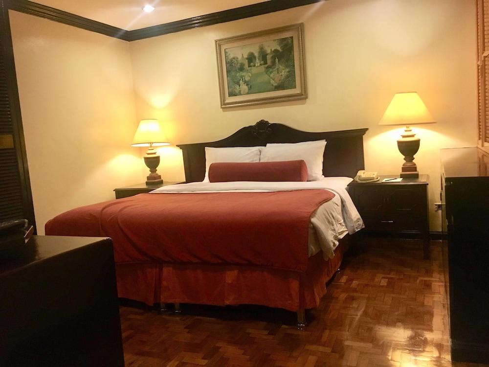 Lourdes Suites Makati City Exteriör bild