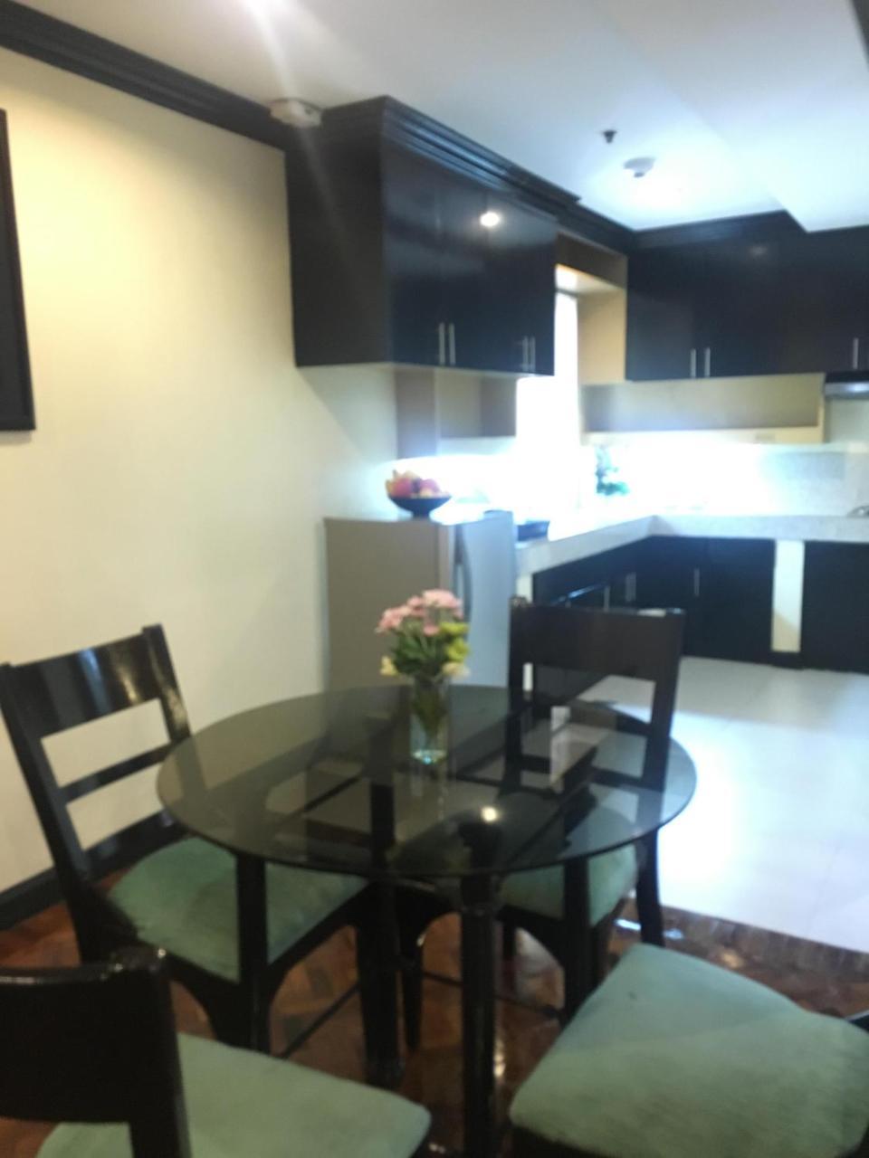Lourdes Suites Makati City Exteriör bild